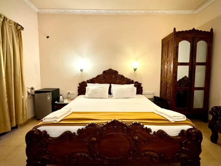 Villa Theresa Beach Resort Калангуте Екстериор снимка