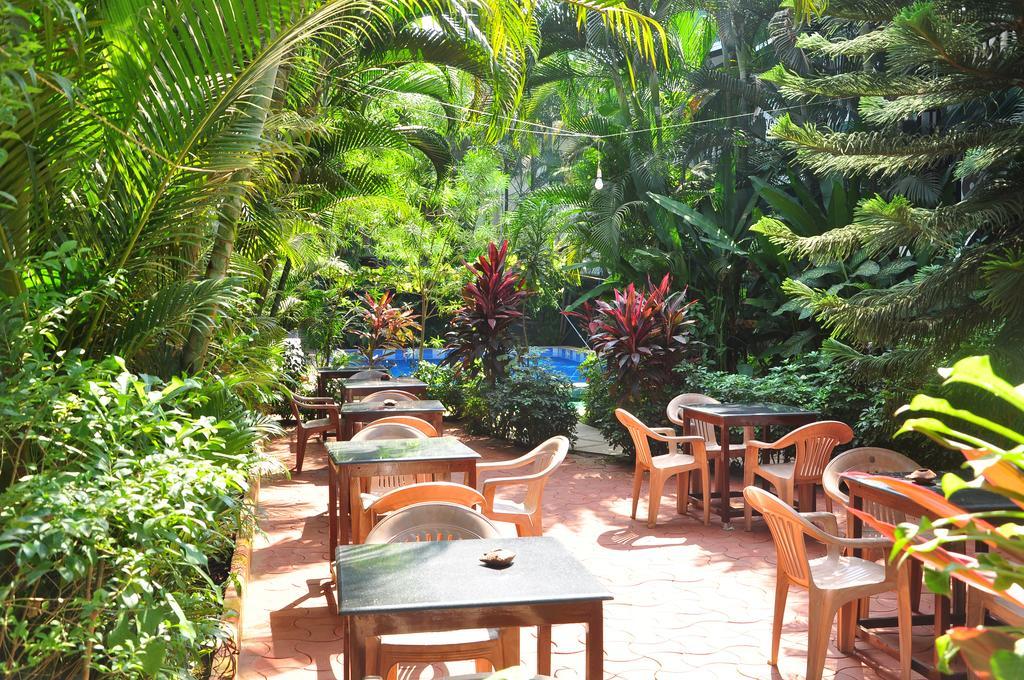 Villa Theresa Beach Resort Калангуте Екстериор снимка