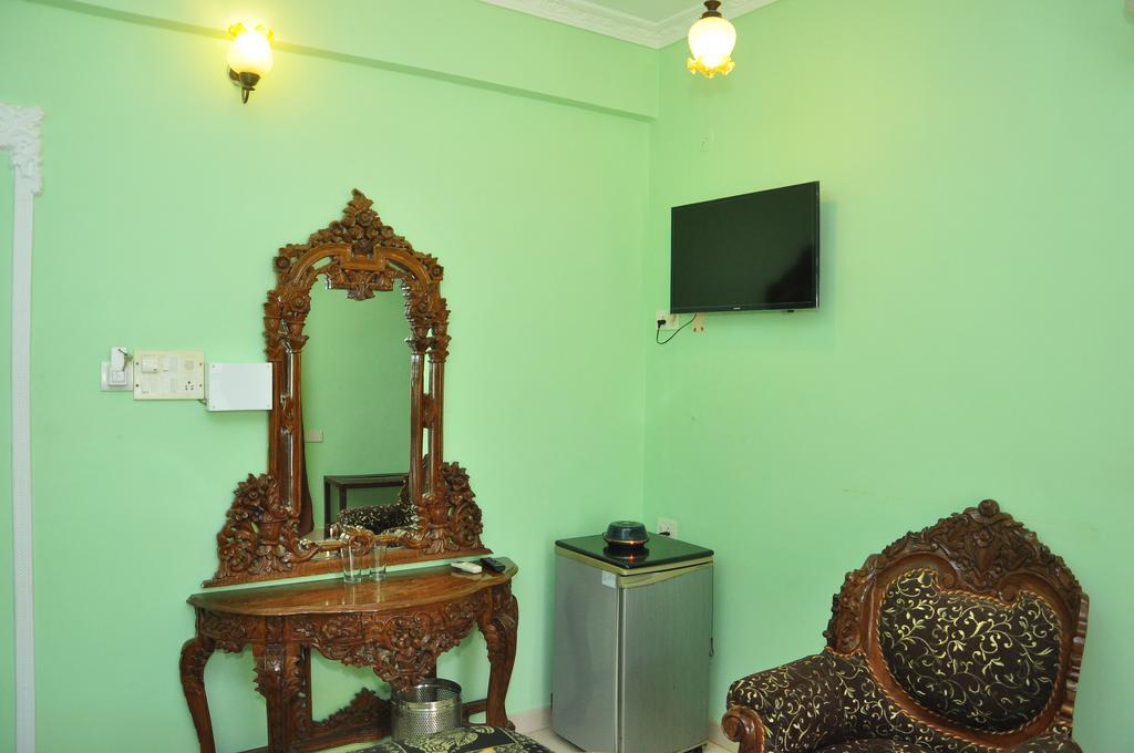 Villa Theresa Beach Resort Калангуте Екстериор снимка