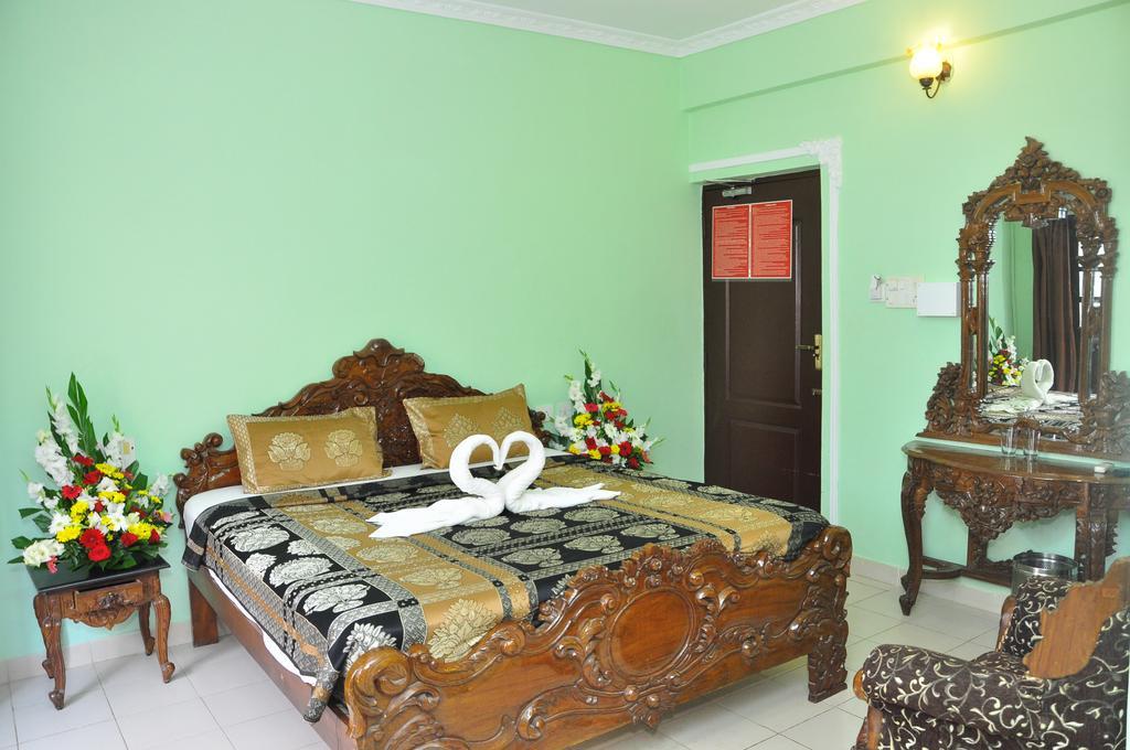 Villa Theresa Beach Resort Калангуте Екстериор снимка