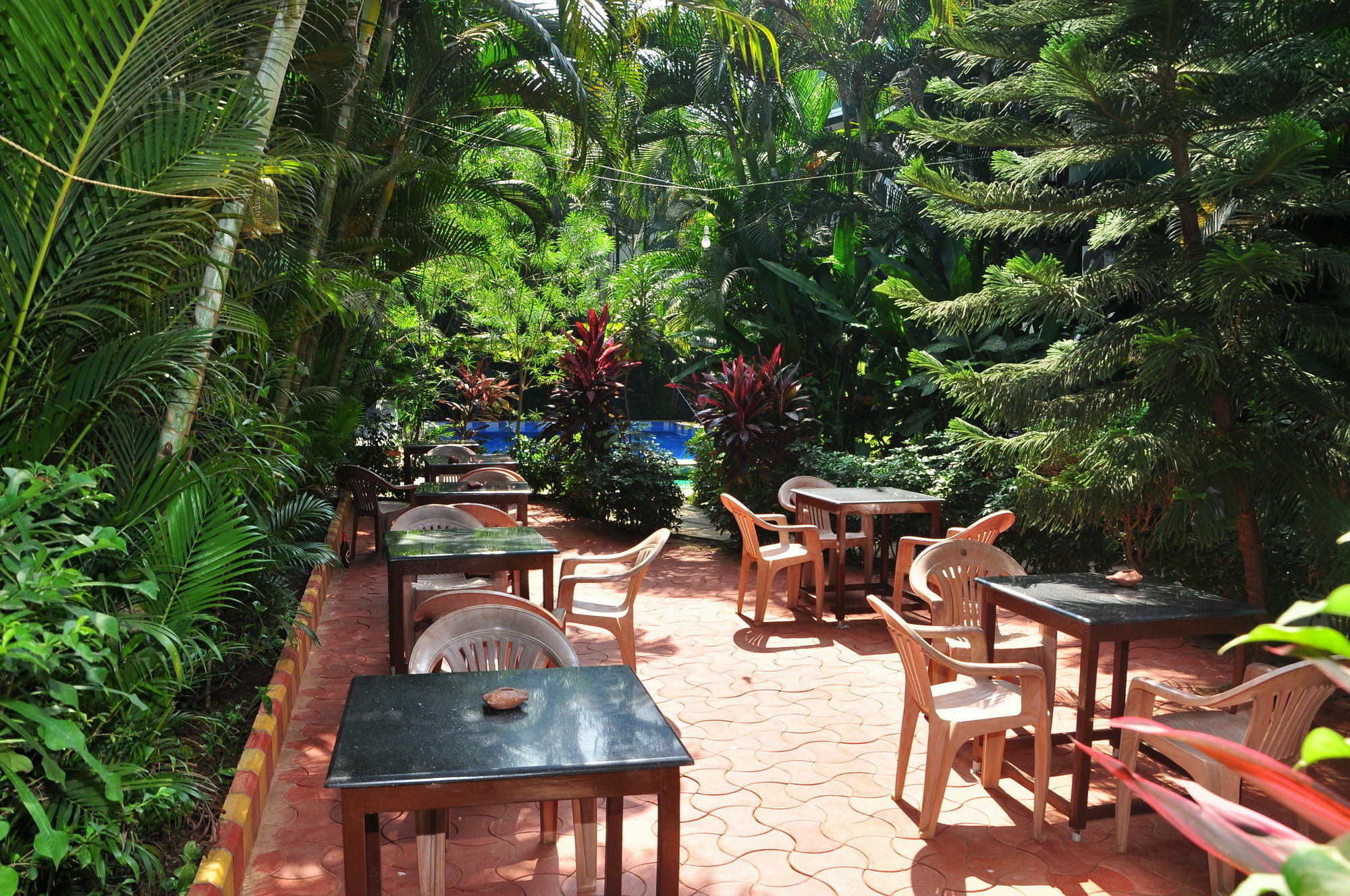 Villa Theresa Beach Resort Калангуте Екстериор снимка